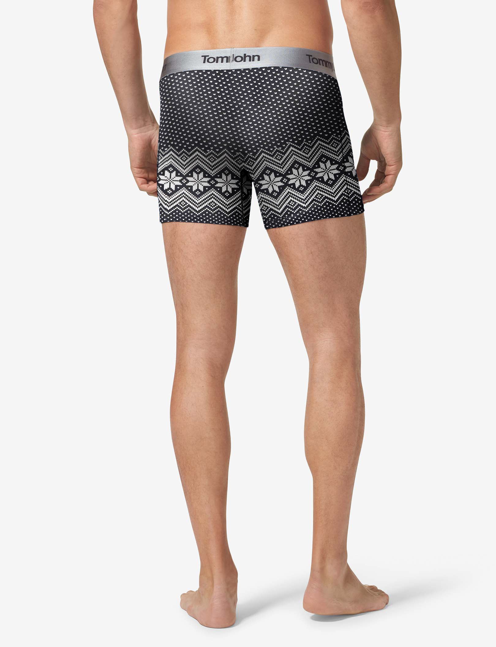 Second Skin Trunk 4"::Black Vintage Sweater