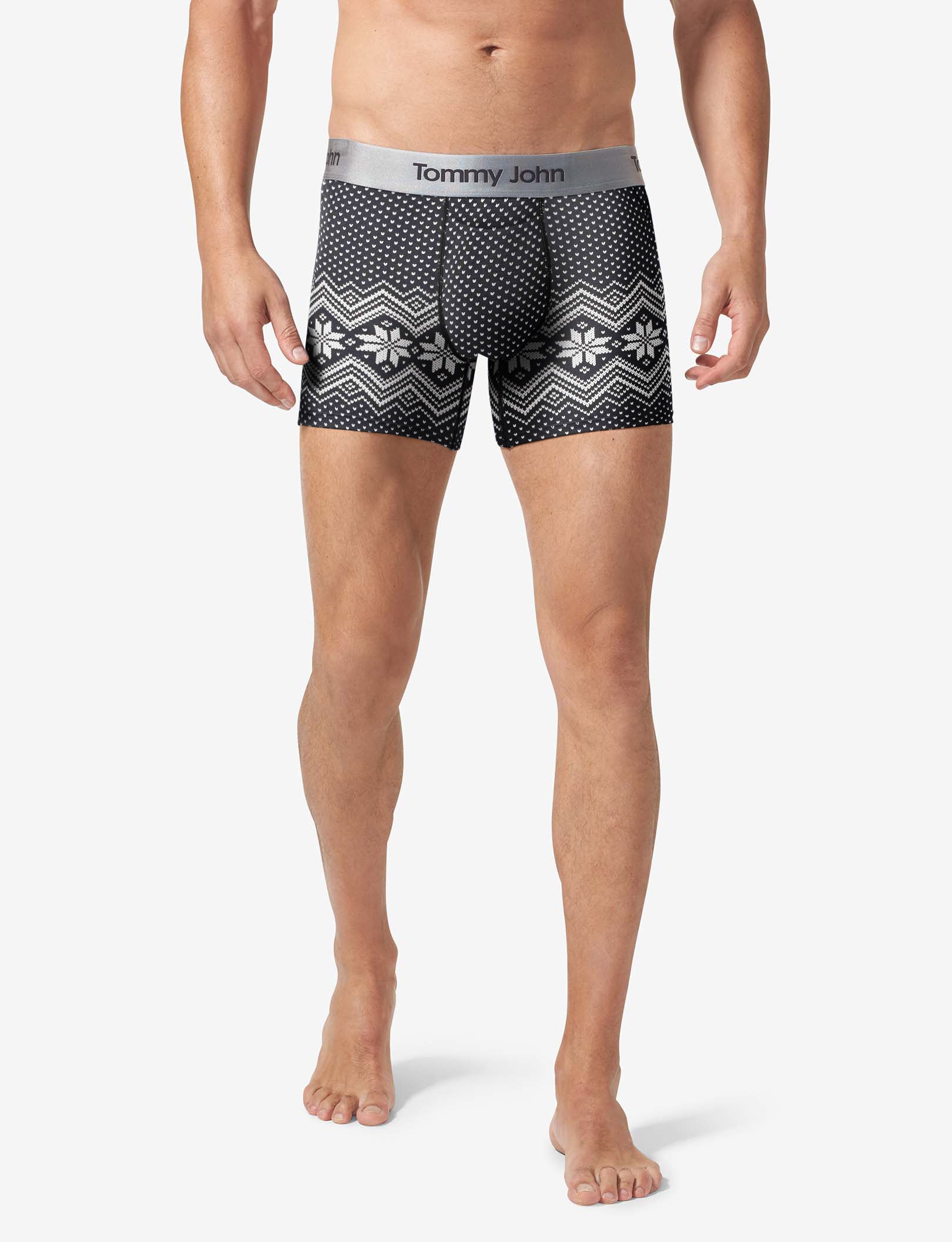 Second Skin Trunk 4"::Black Vintage Sweater