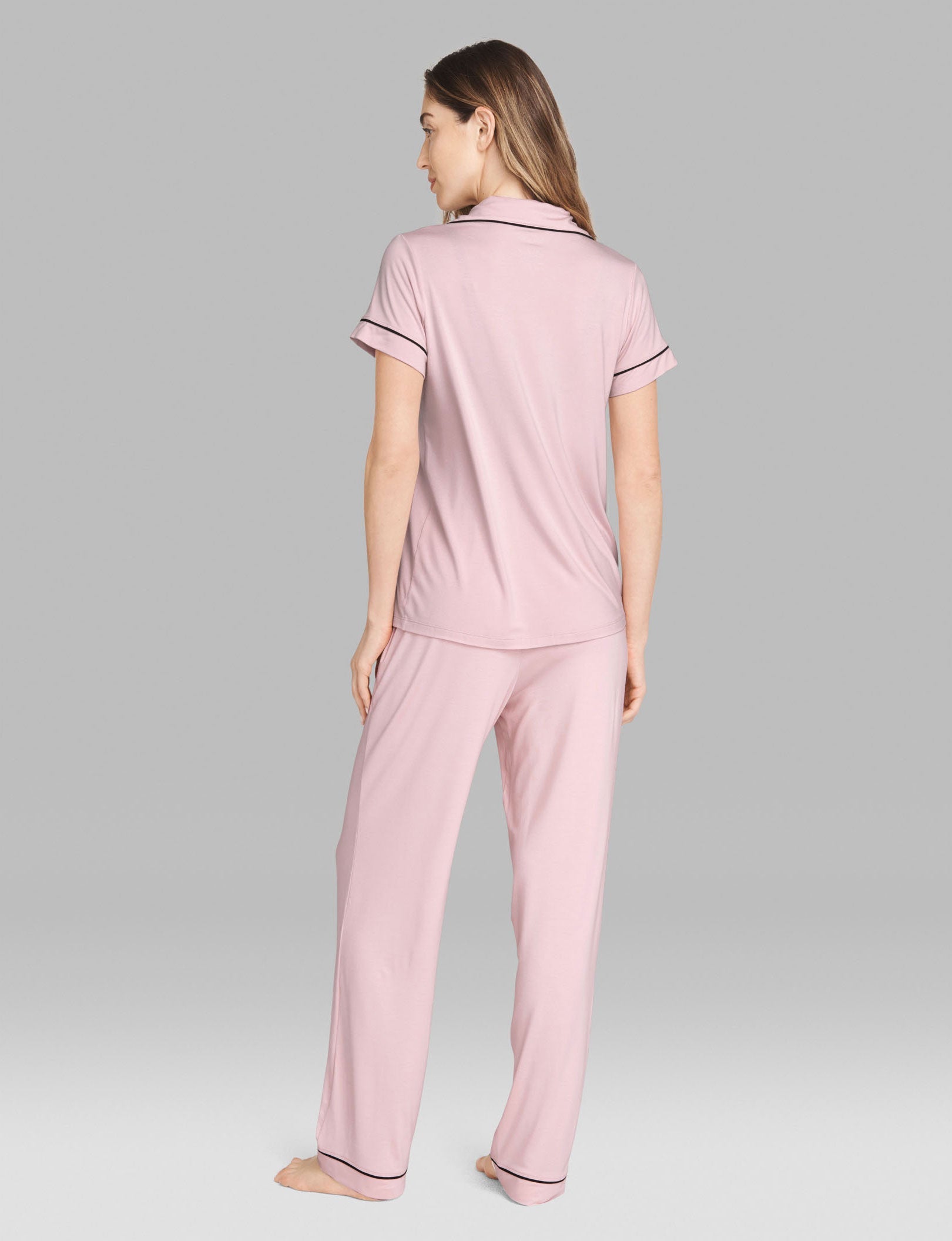Women's Short Sleeve Top & Pant Pajama Set::Peachskin
