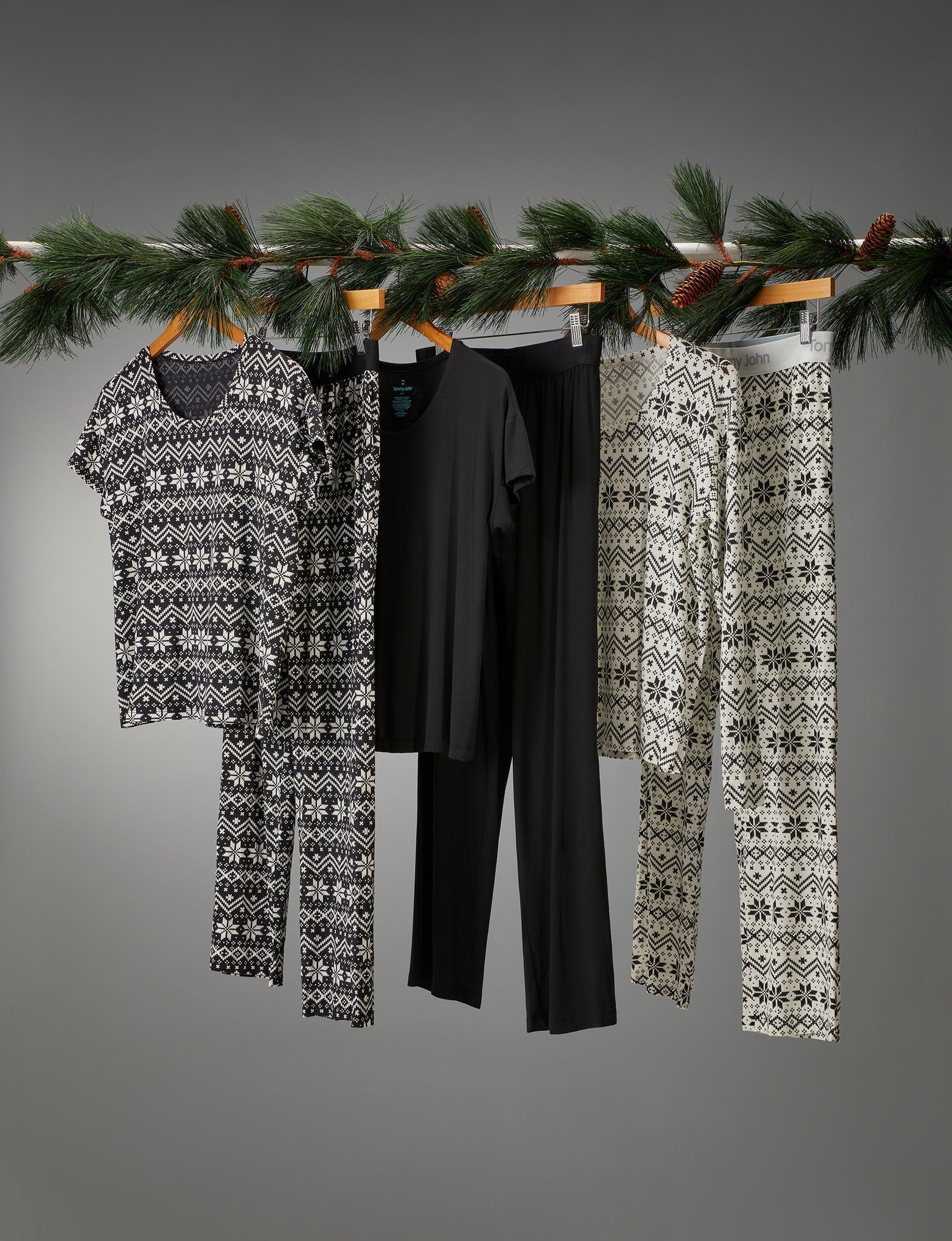 Women's Second Skin Sleep Tee::Black