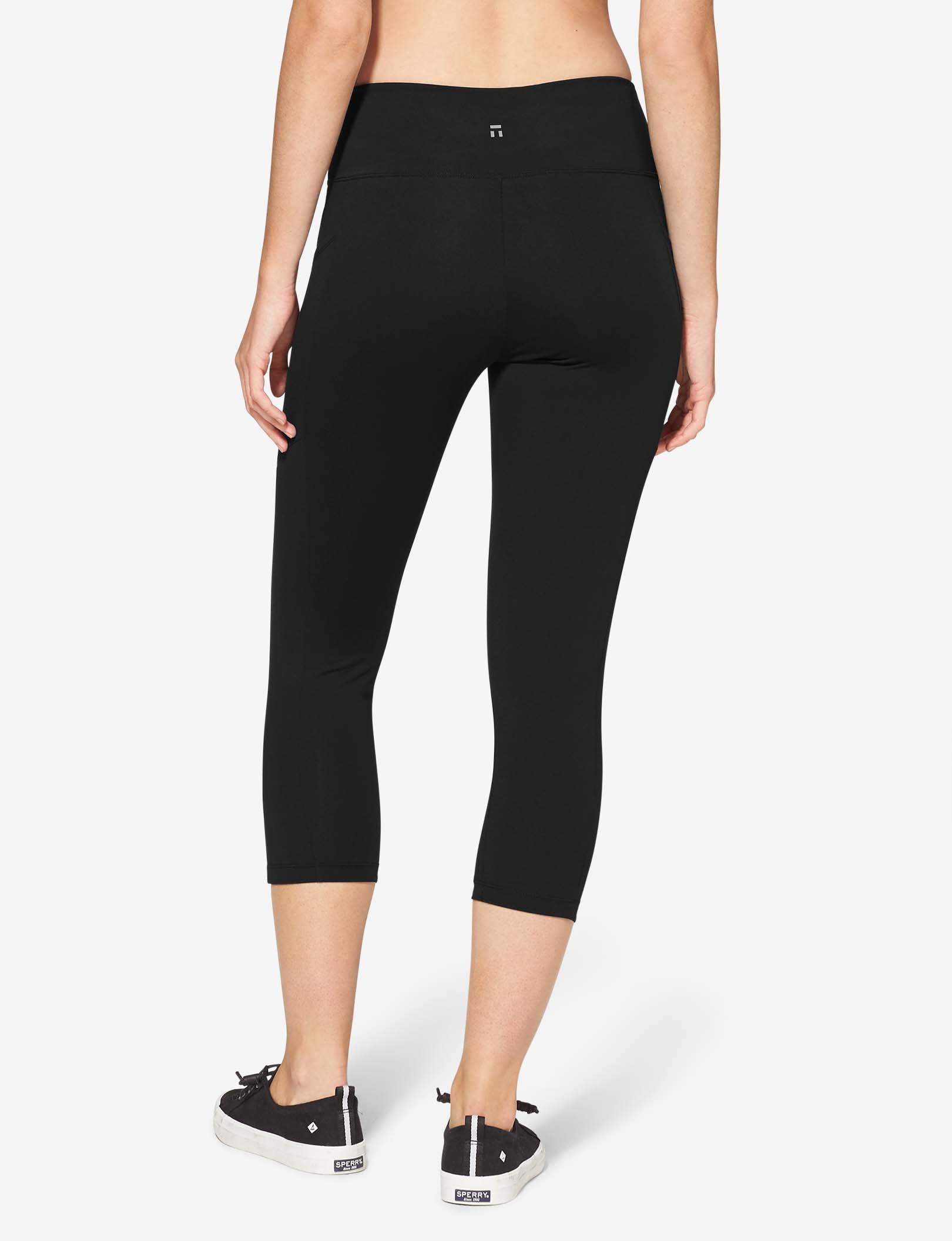 Women's Go Anywhere® 3/4 Pocket Legging::Black