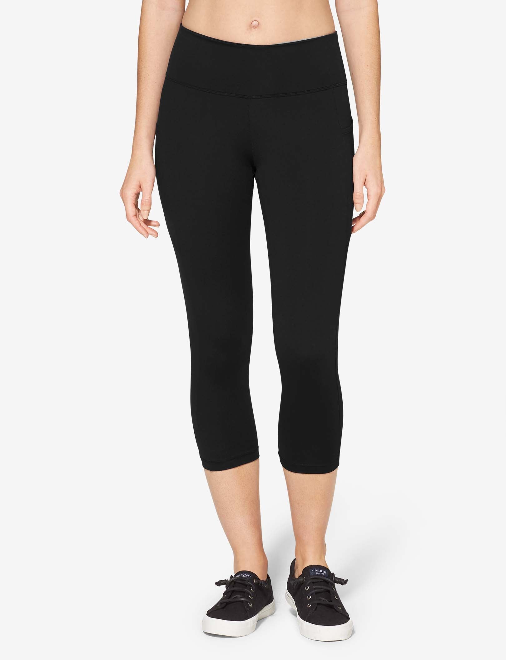 Women's Go Anywhere® 3/4 Pocket Legging::Black