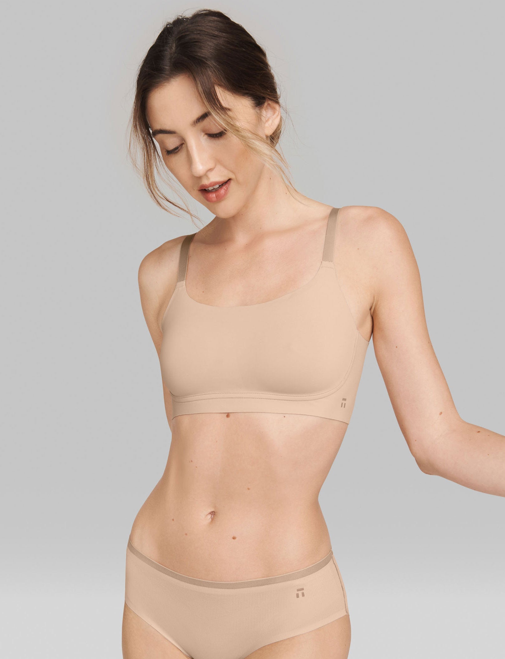Women's Comfort Smoothing Scoop Bralette::Rugby Tan
