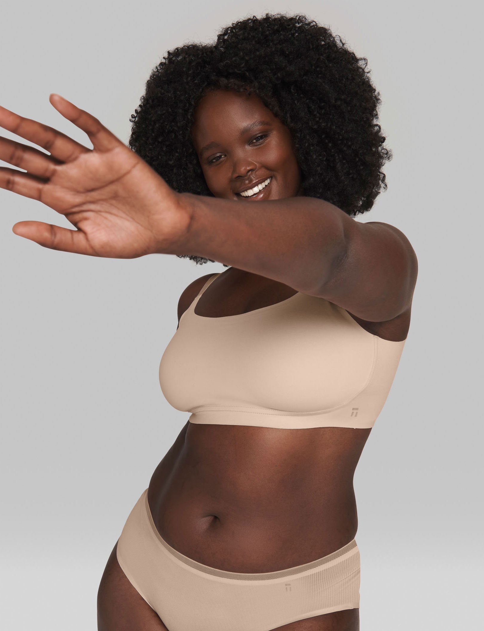 Women's Comfort Smoothing Scoop Bralette::Rugby Tan