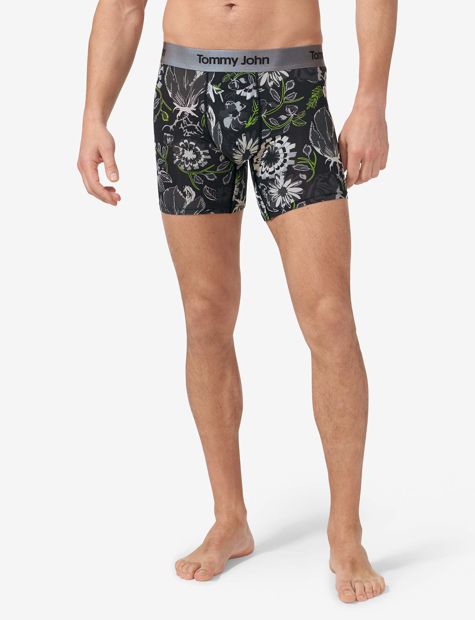 Second Skin Mid-Length Boxer Brief 6"::Black Botanical
