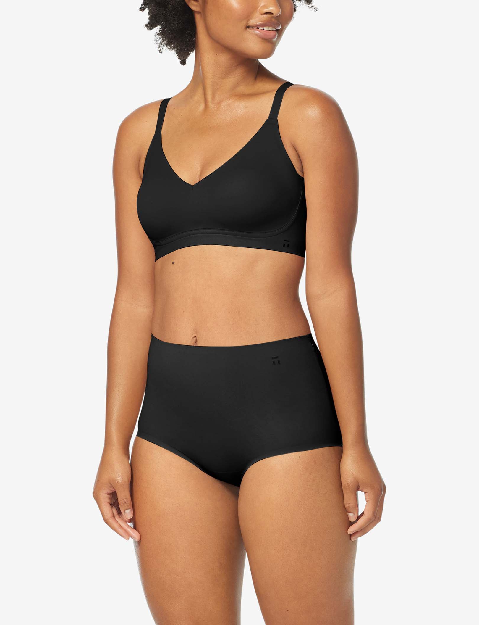 Comfort Smoothing Triangle Bralette::Black