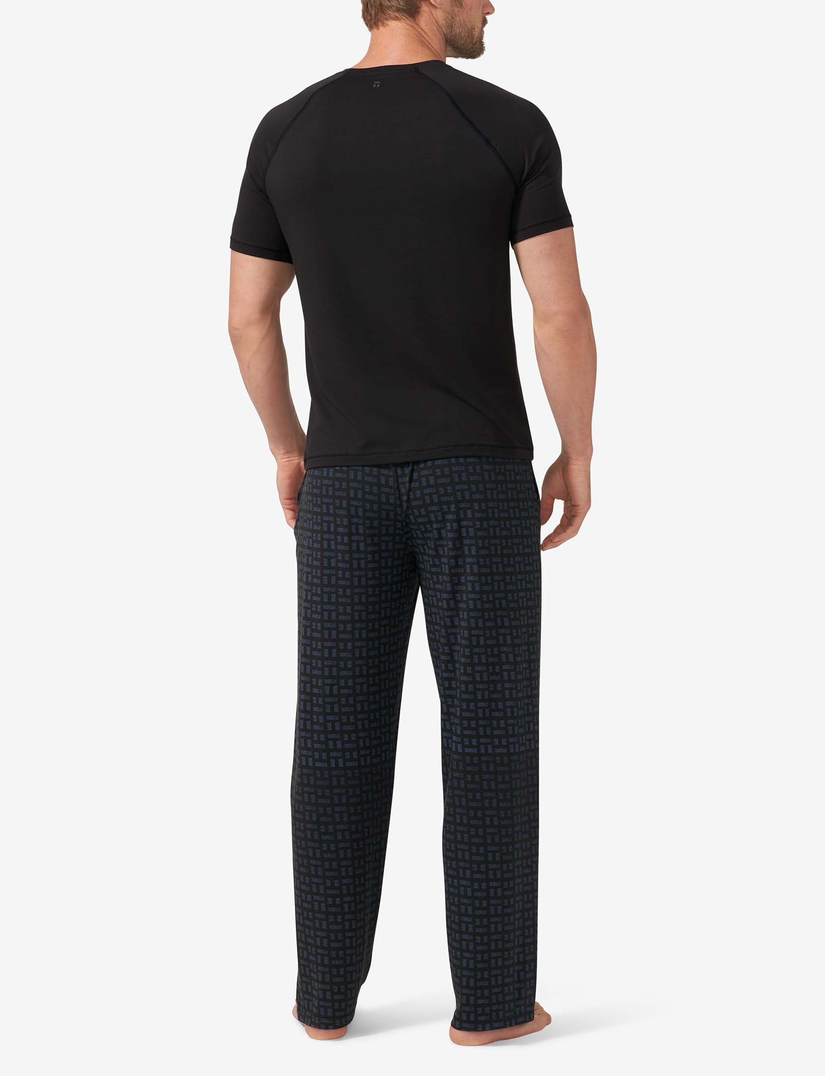 Essential Short Sleeve Tee and Pant Pajama Set::Black/Textured T