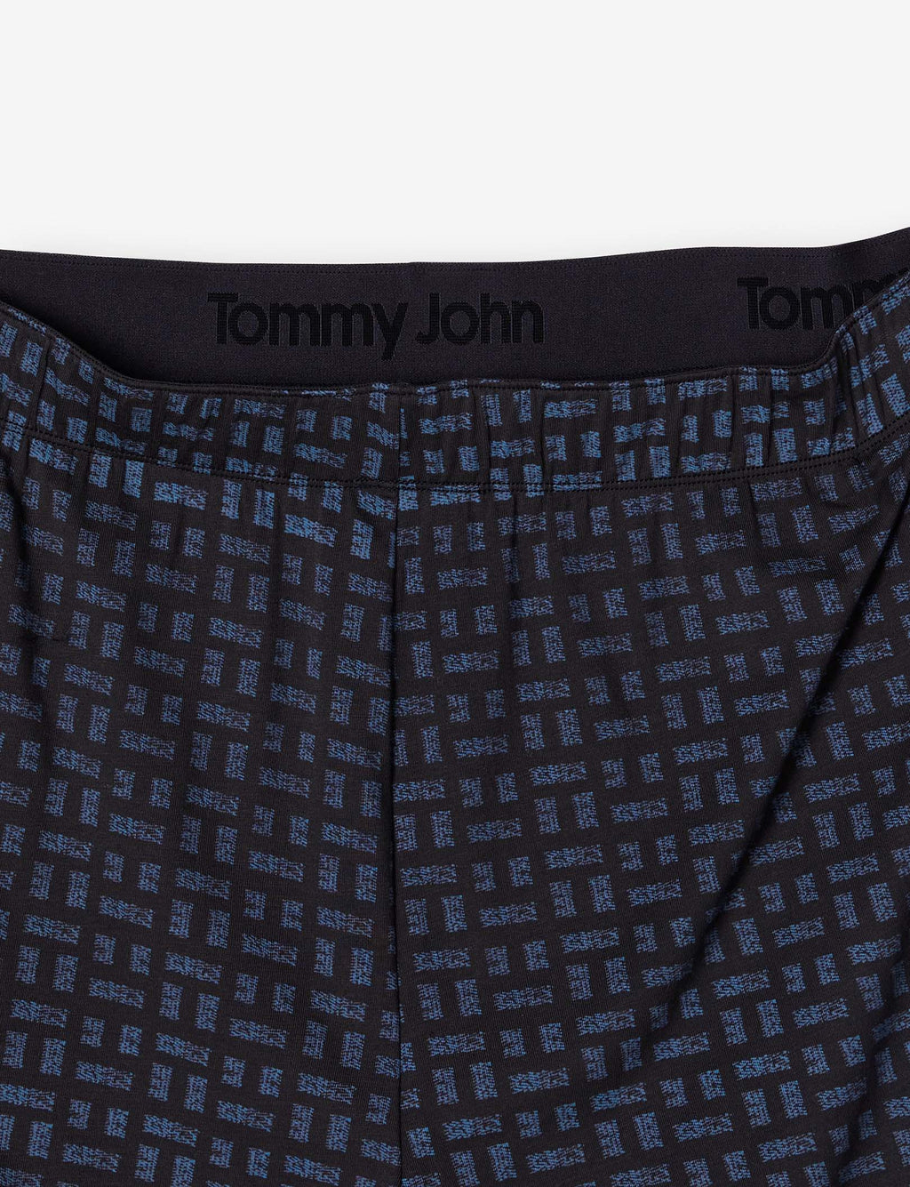 Essential Short Sleeve Tee and Pant Pajama Set::Black/Textured T