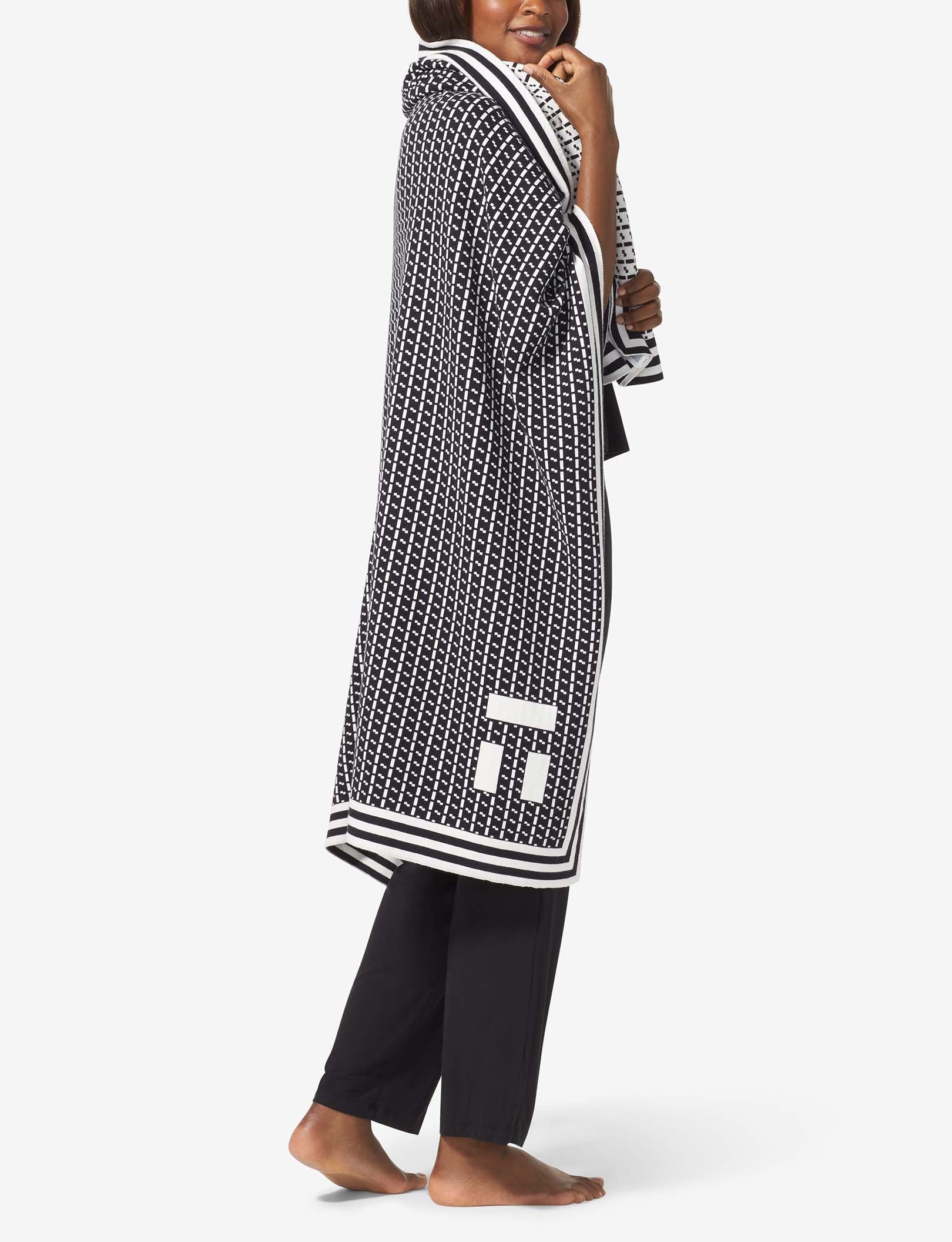 Women's Sweater Throw Blanket::Deep Well/Coconut Milk