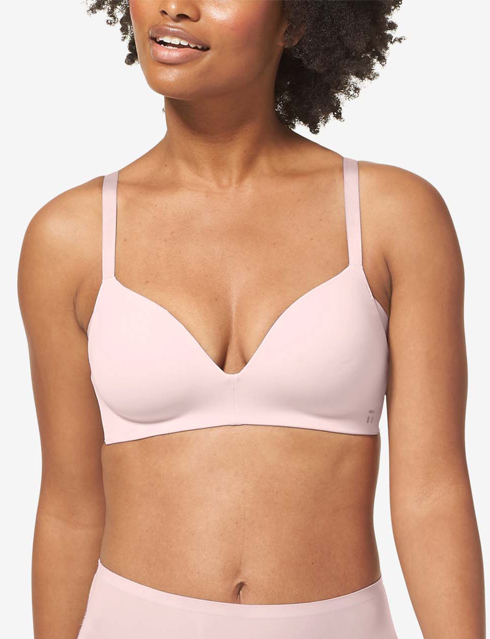 Comfort Smoothing Lightly Lined Wireless Bra::Peachskin
