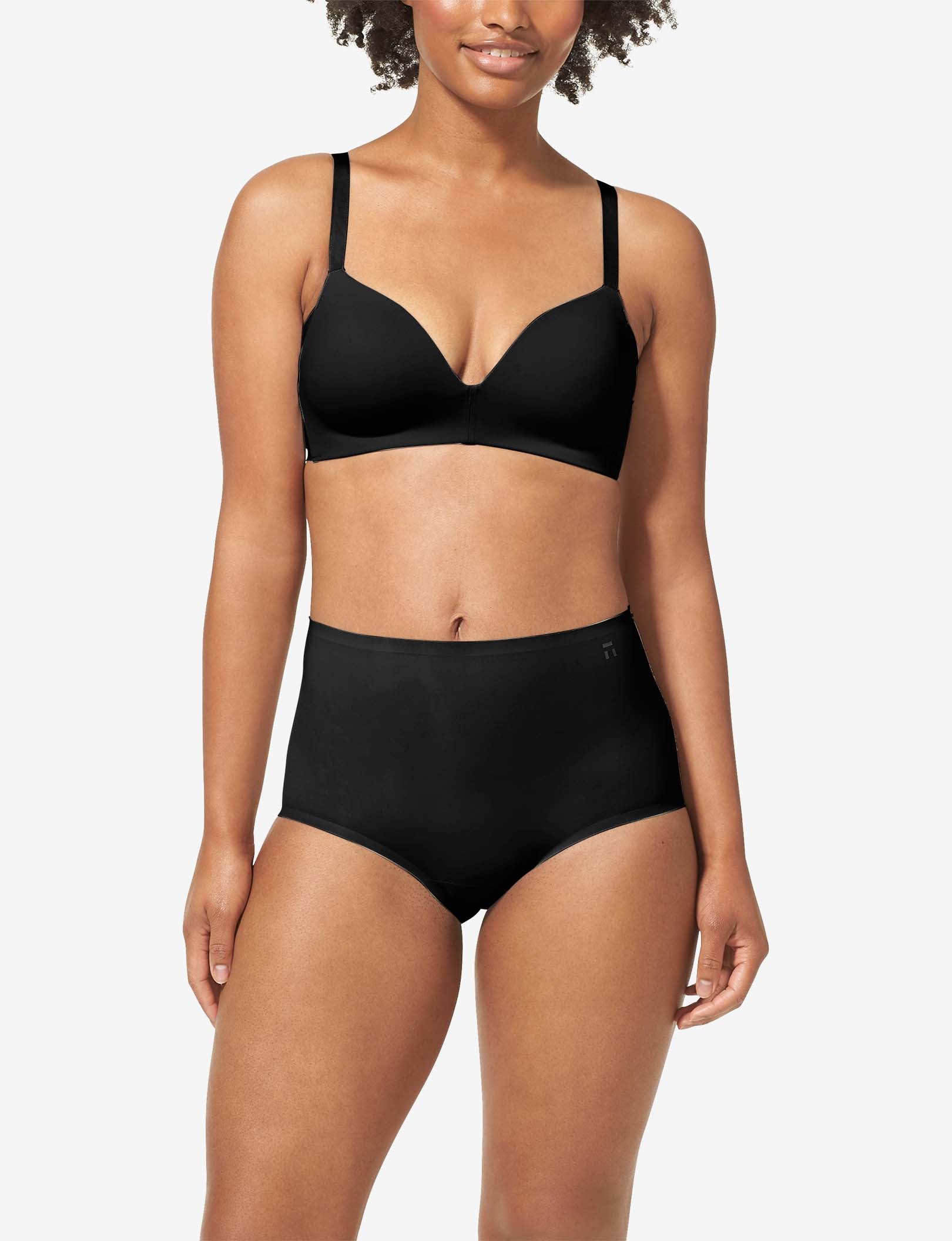 Comfort Smoothing Lightly Lined Wireless Bra::Black